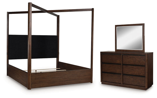 Dilenno California Canopy Bed With Mirrored Dresser