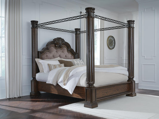 Maylee California Canopy Bed