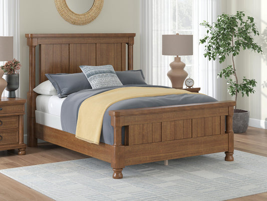 Rowlenstown Poster Bed