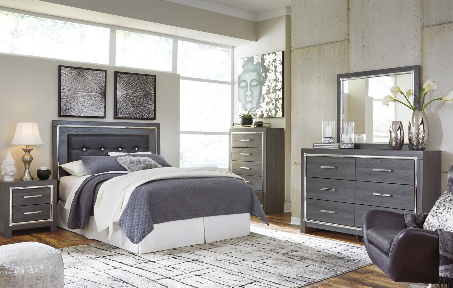 Lodanna / Upholstered Panel Headboard Bed With Mirrored Dresser, Chest And Nightstand