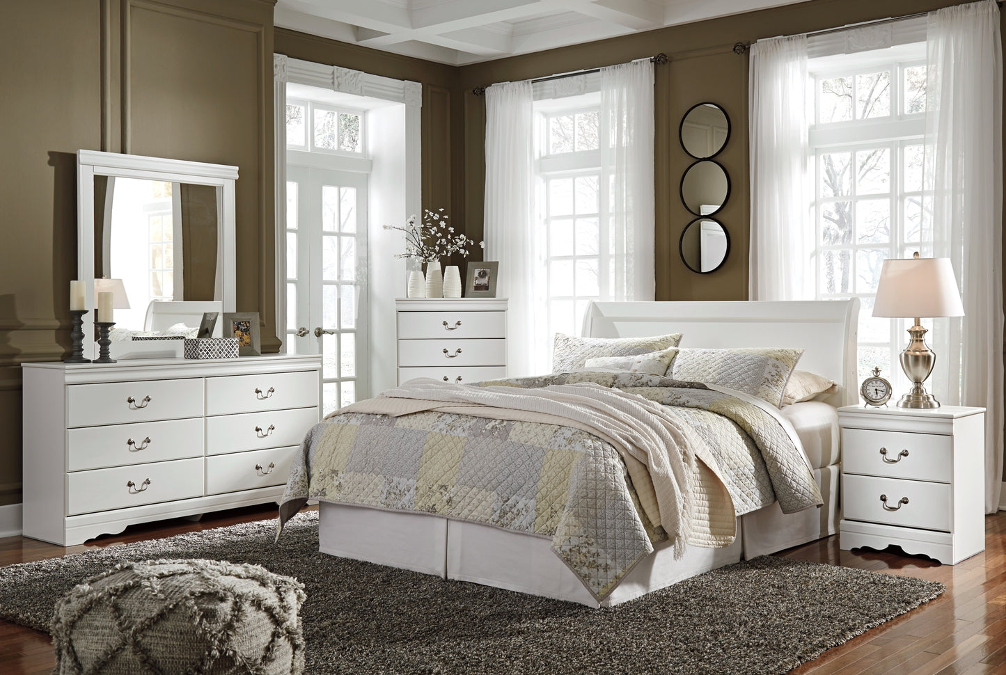 Anarasia  Sleigh Headboard Bed With Mirrored Dresser