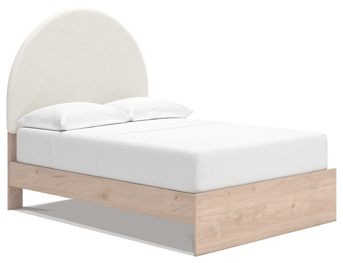 Arloster  Upholstered Panel Bed