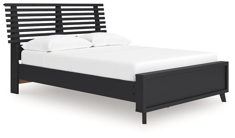 Danziar  Slat Panel Bed