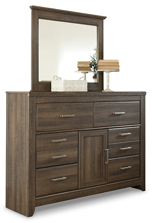 Juararo  Poster Bed With Mirrored Dresser And Nightstand