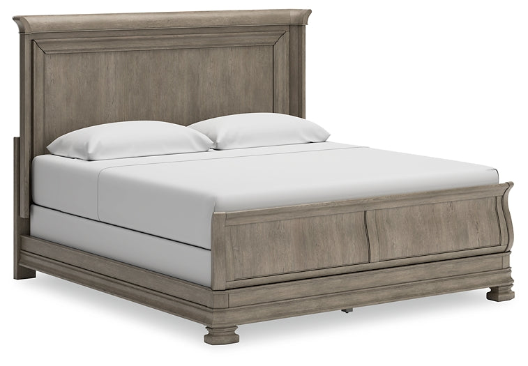 Lexorne California  Sleigh Bed With Mirrored Dresser
