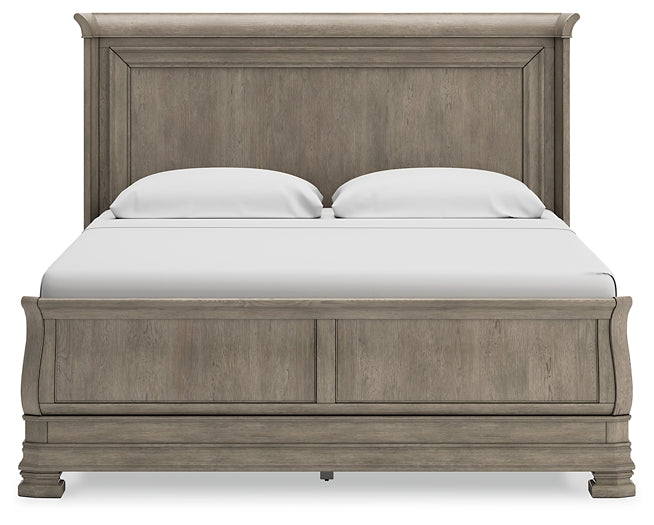 Lexorne California  Sleigh Bed With Mirrored Dresser