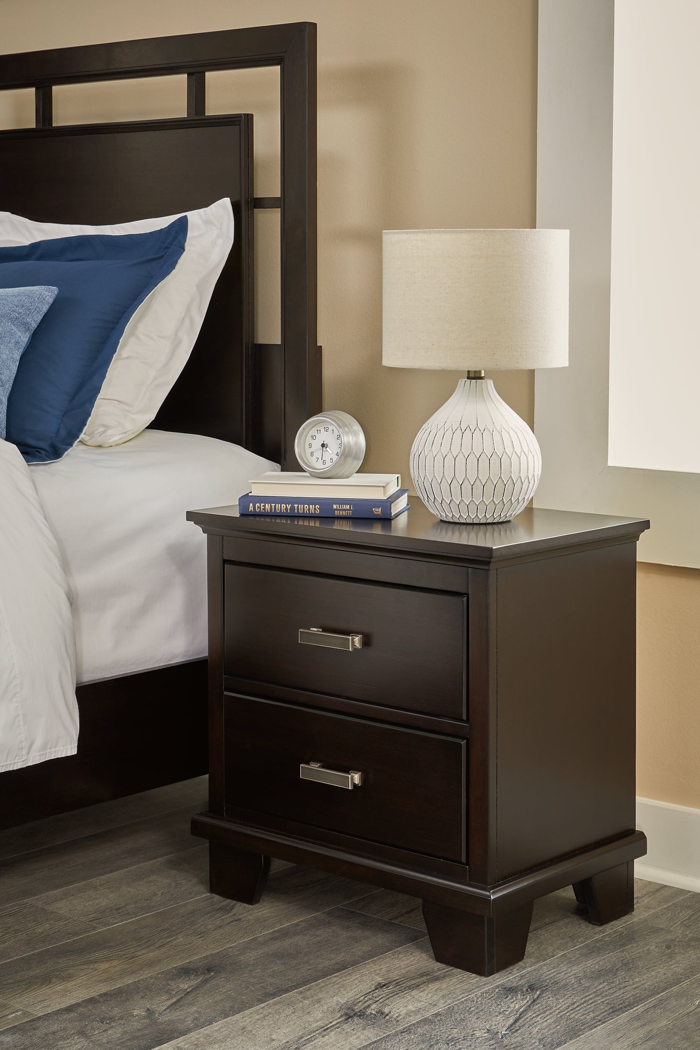 Covetown California  Panel Bed With Mirrored Dresser, Chest And Nightstand