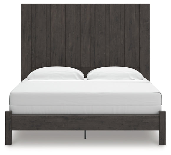 Fraluna  Panel Bed With Mirrored Dresser