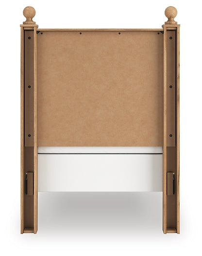 Aleaport  Panel Bed With Mirrored Dresser