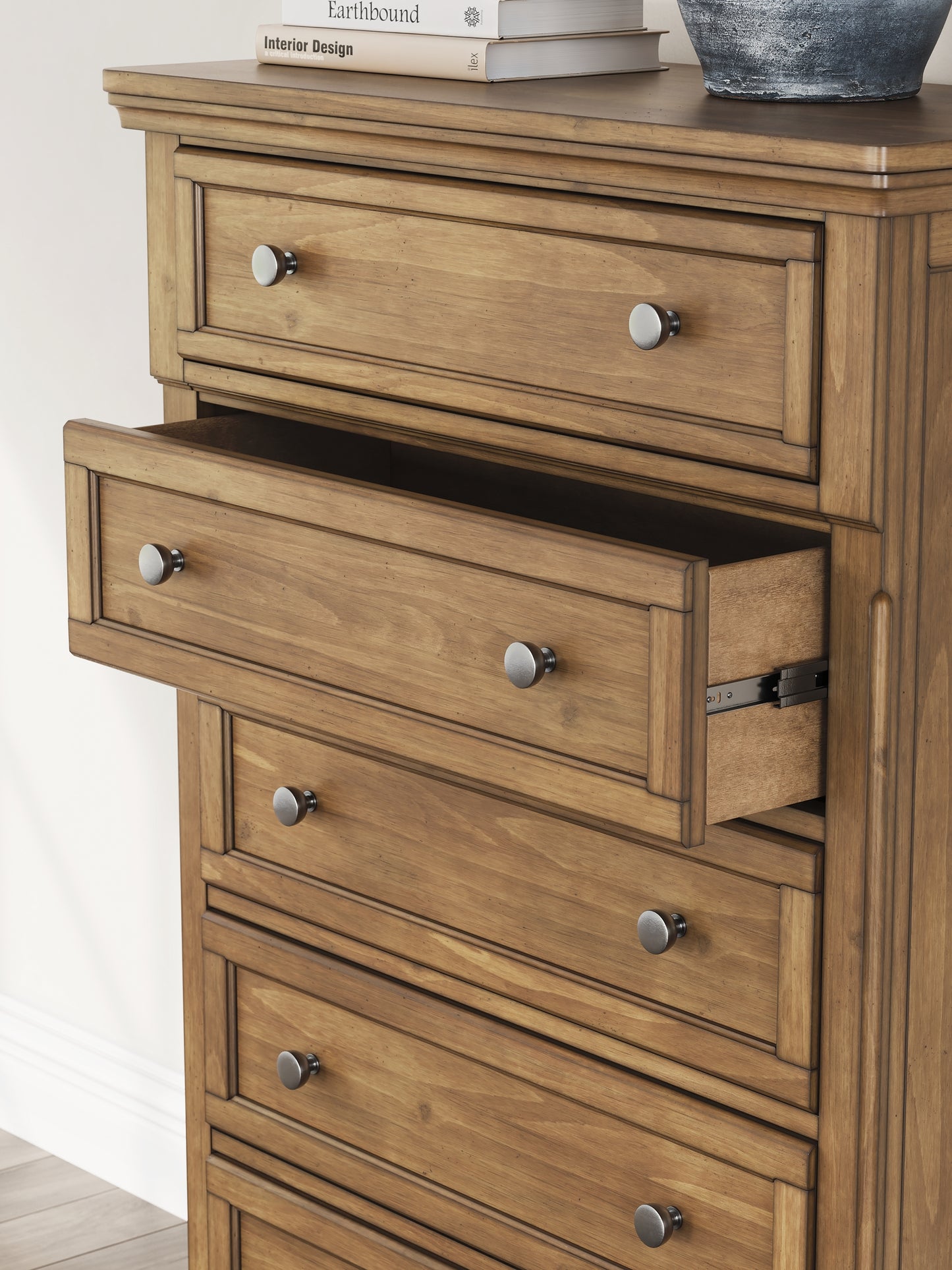 Feddinger  Storage Sleigh Bed With Mirrored Dresser, Chest And Nightstand