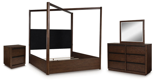 Dilenno California  Canopy Bed With Mirrored Dresser And Nightstand