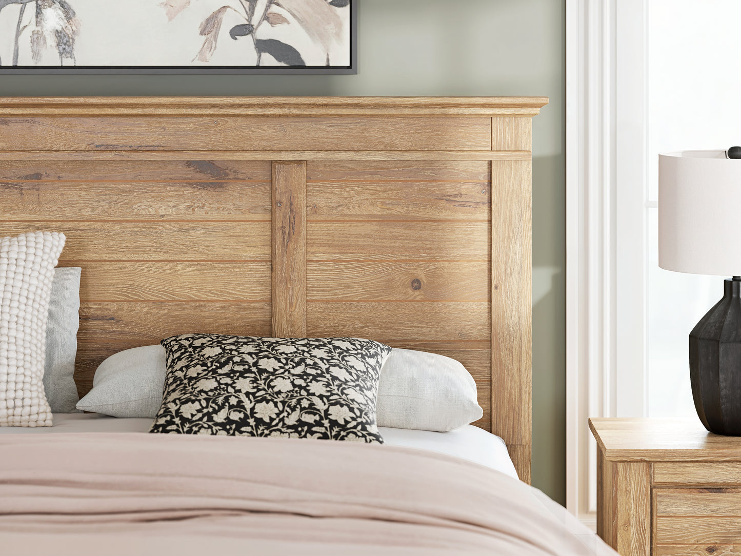 Makidern  Panel Storage Bed