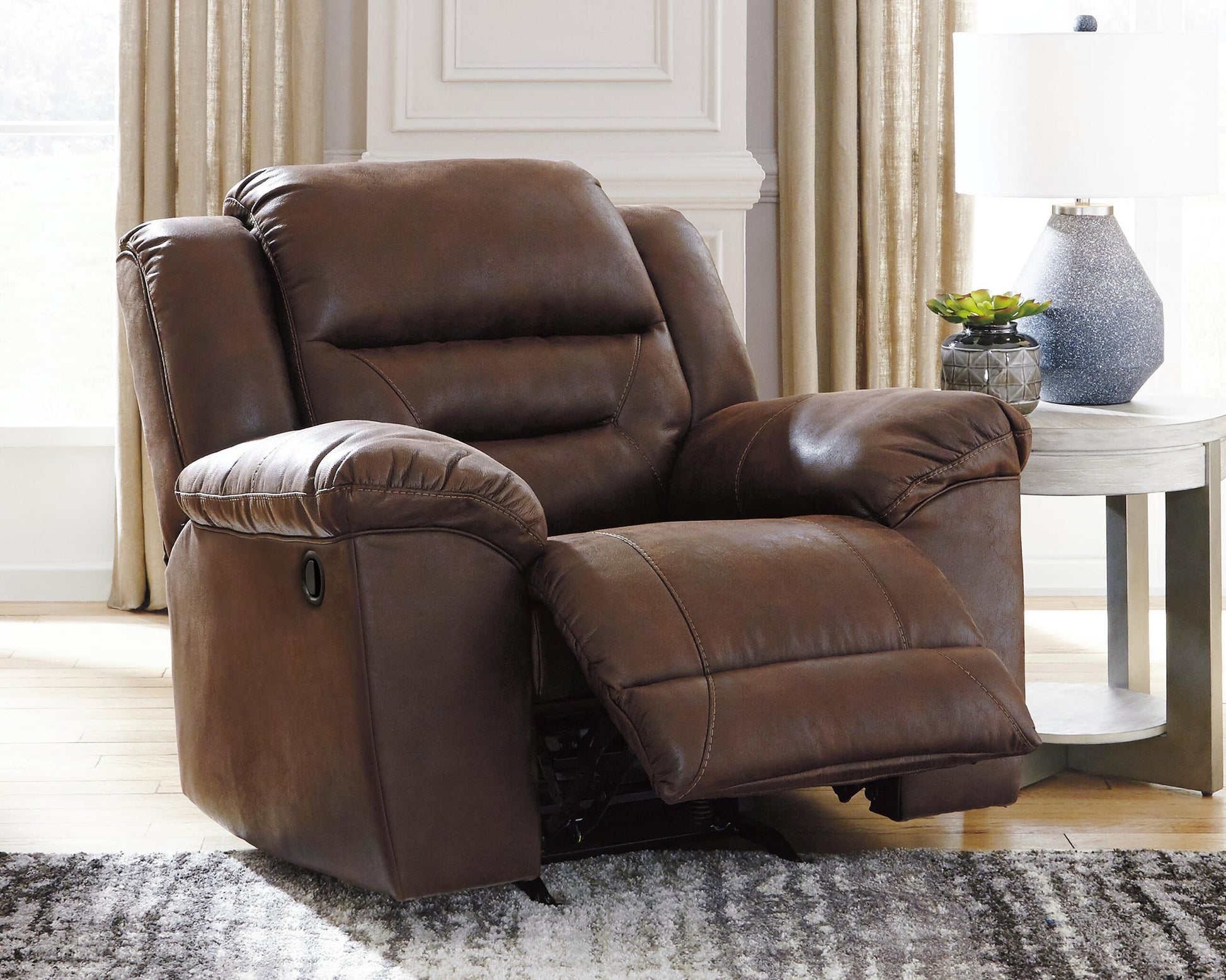 3990425
