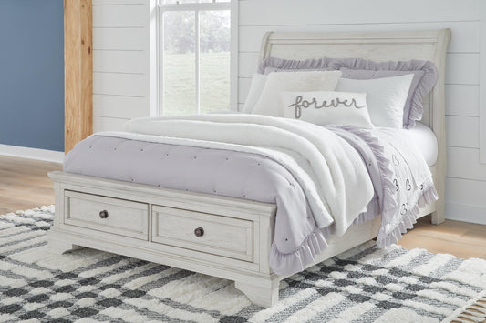 Robbinsdale  Sleigh Storage Bed