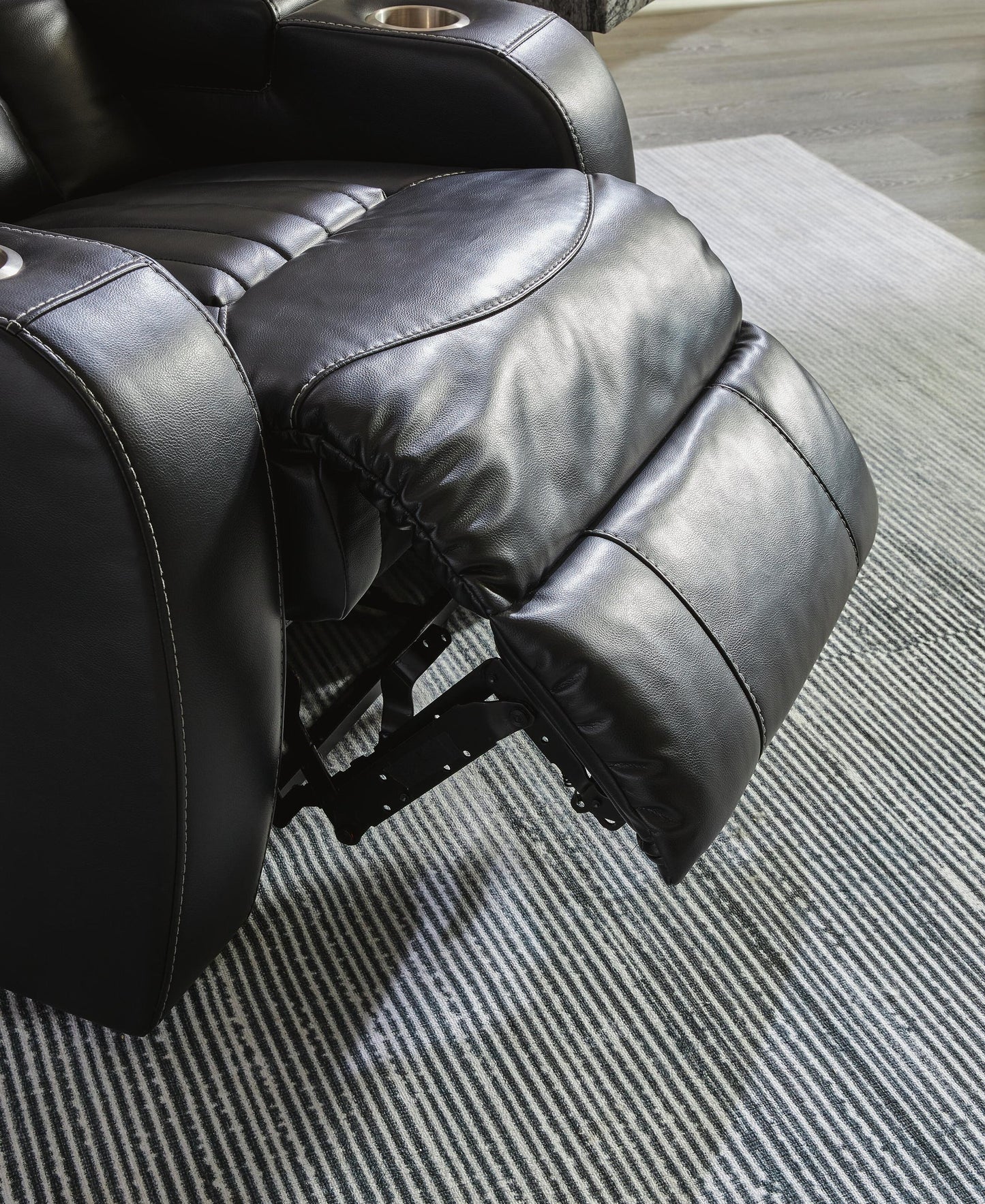Caveman Den PWR REC Sofa with ADJ Headrest