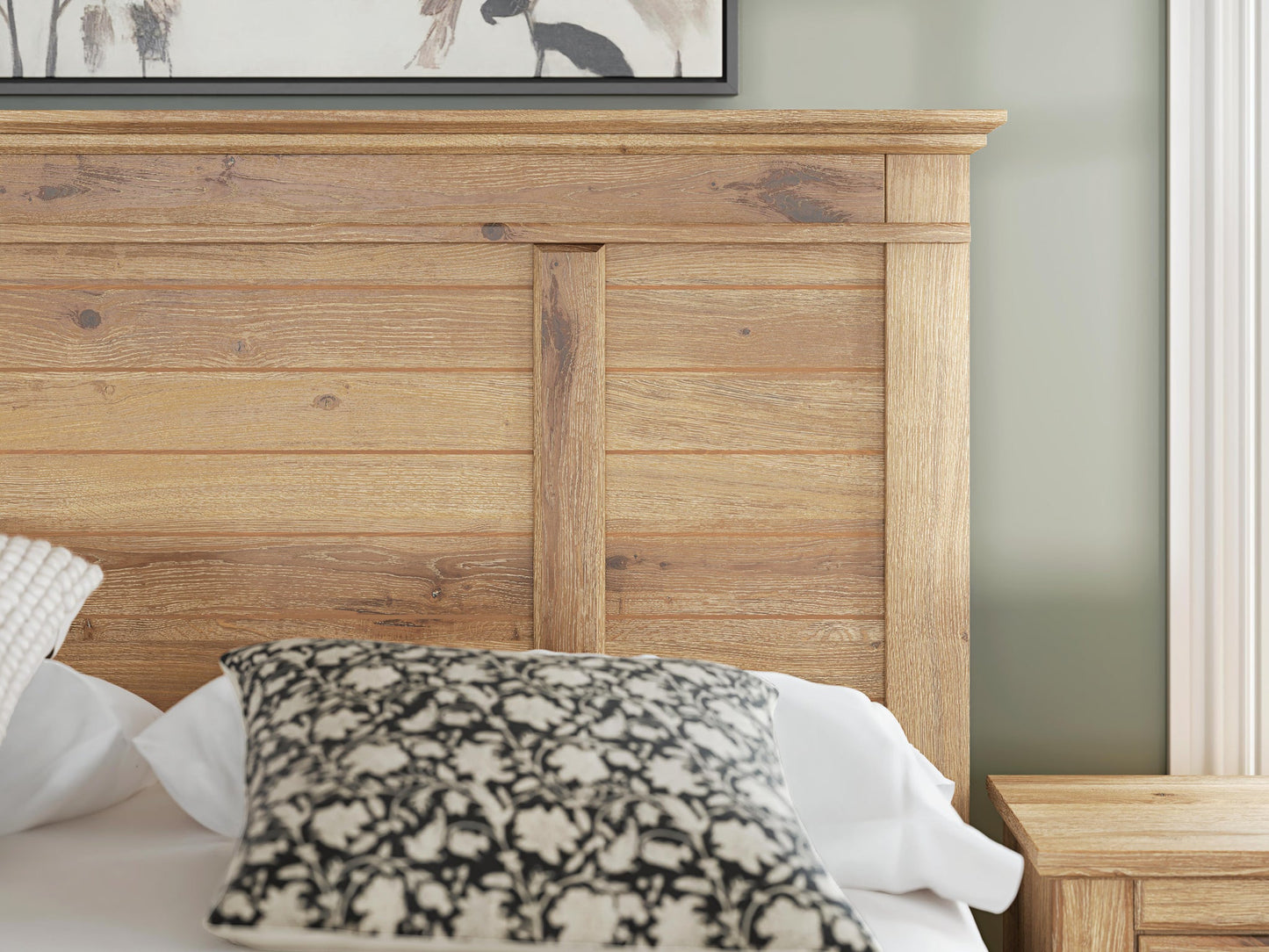 Makidern  Panel Storage Bed