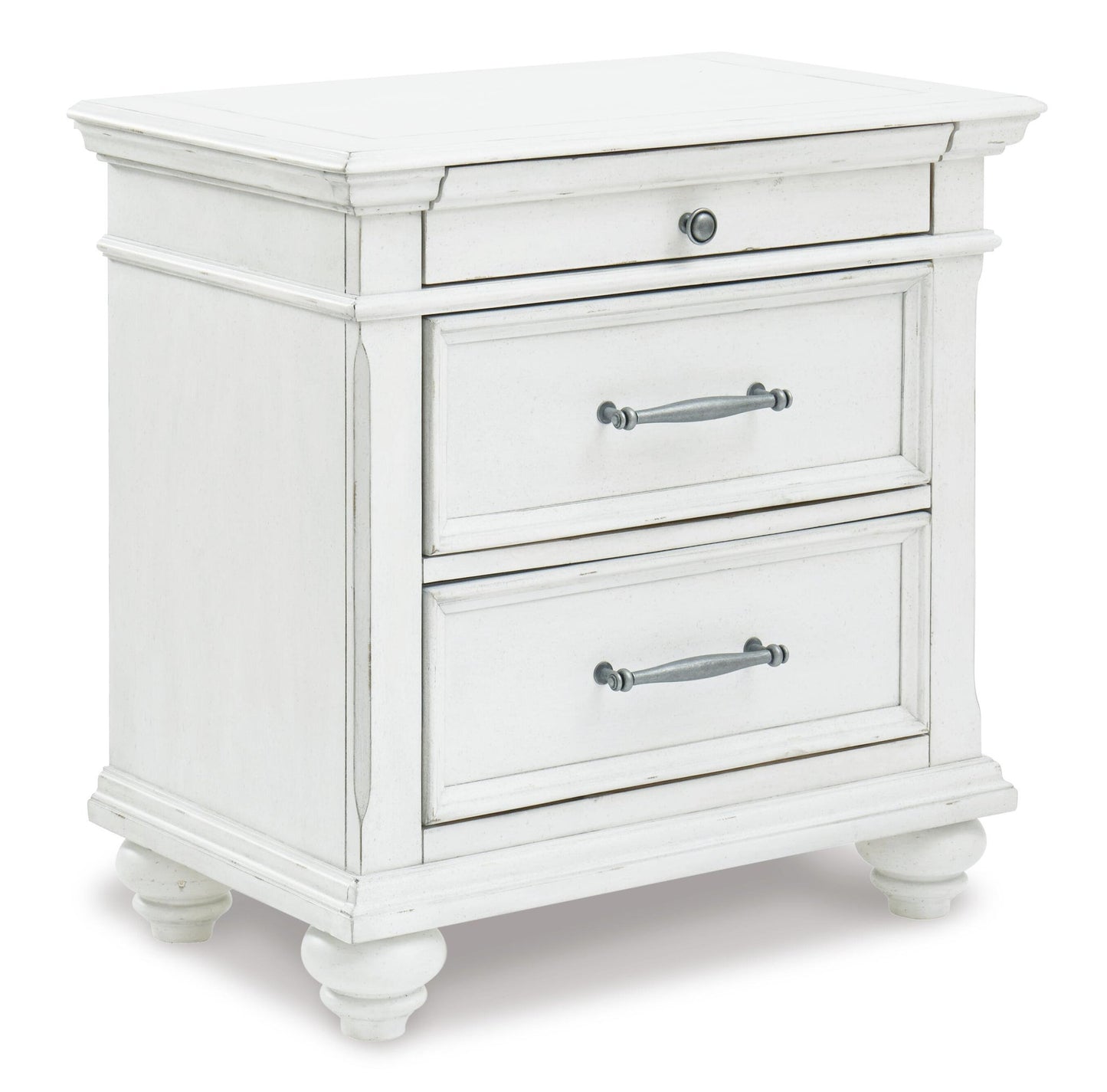 Kanwyn  Panel Bed With Mirrored Dresser, Chest And Nightstand