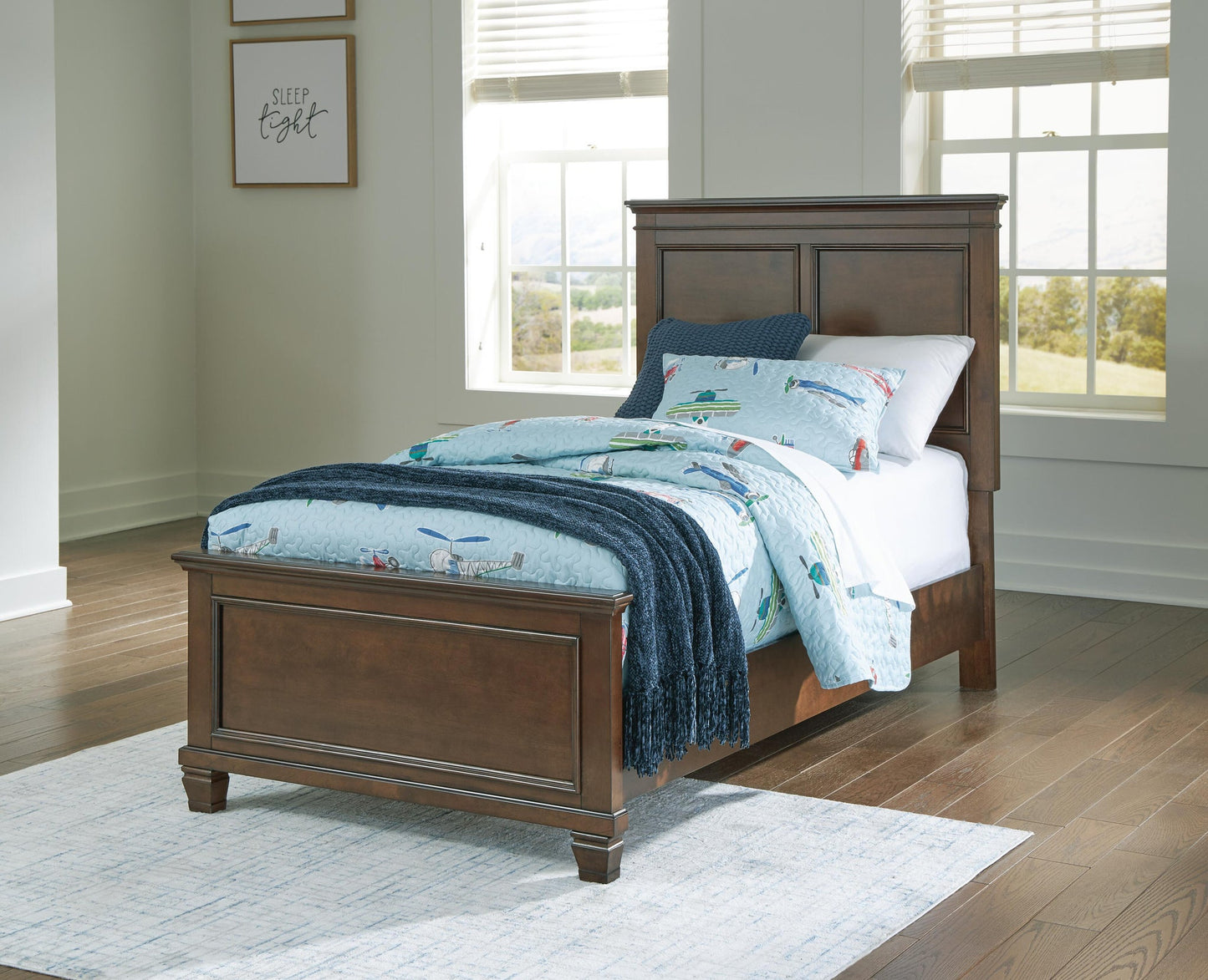 Danabrin  Panel Bed With Mirrored Dresser, Chest And Nightstand
