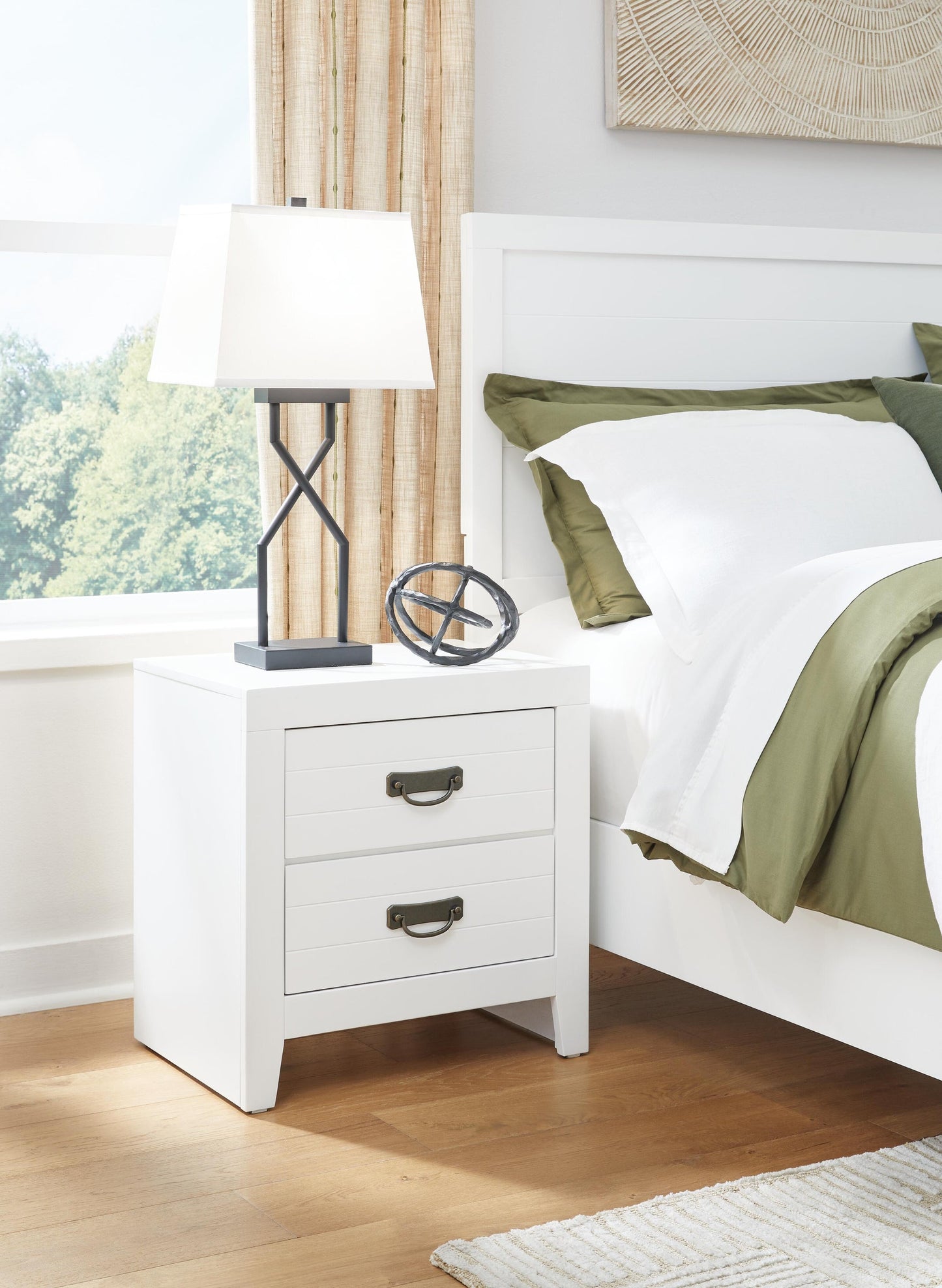 Binterglen  Panel Bed With Mirrored Dresser And Nightstand