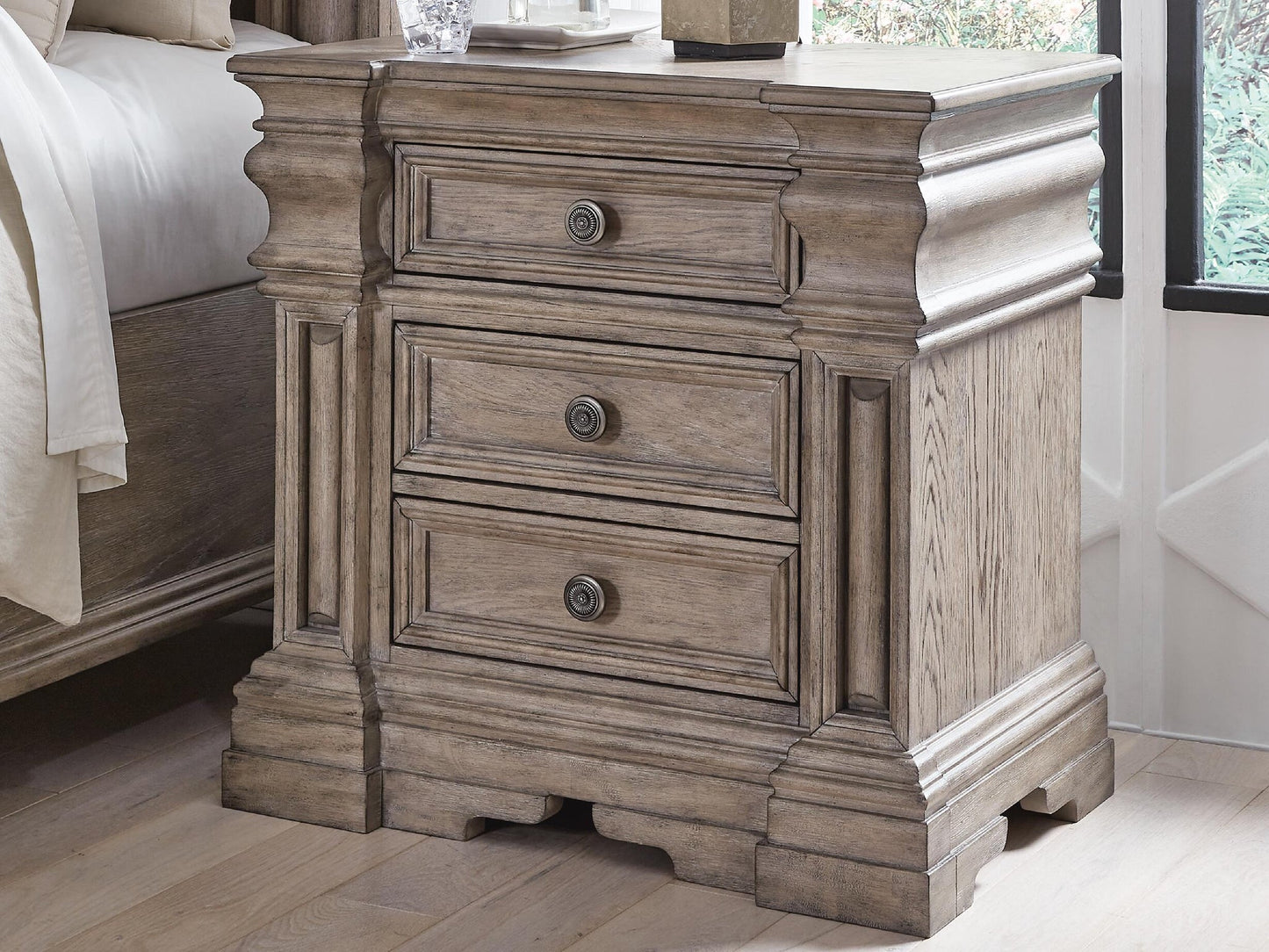 Blairhurst  Panel Bed, Dresser, Mirror, Chest And Nightstand
