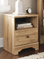 Aleaport  Panel Bed With Mirrored Dresser And Nightstand