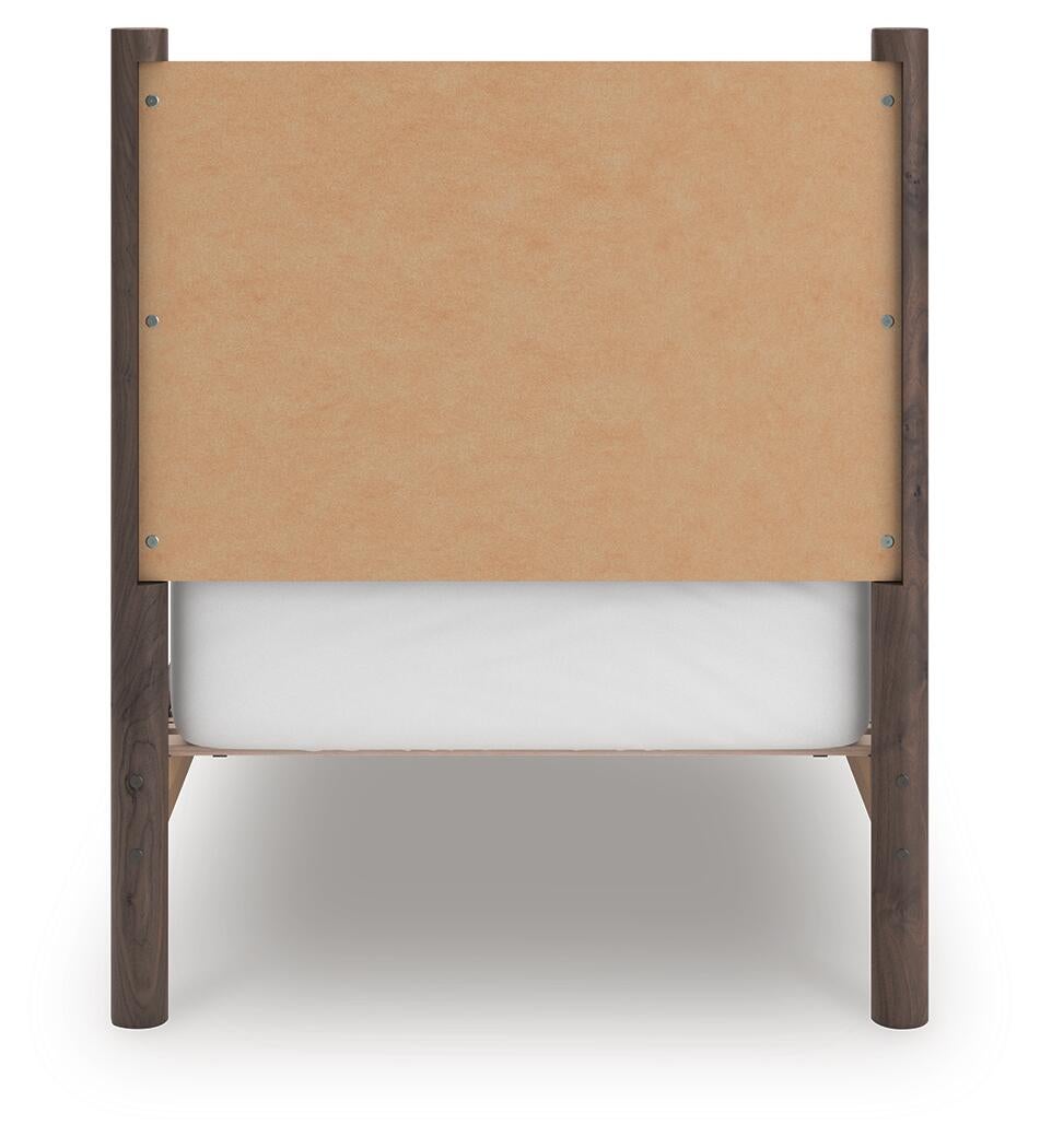 Pamytta  Panel Platform Bed, Dresser And Mirror