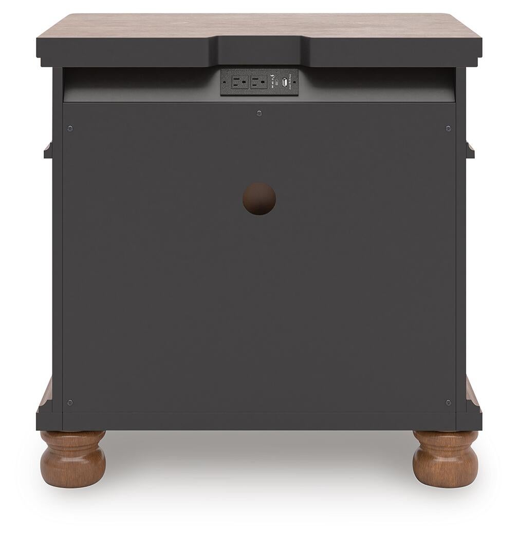 Rowlenstown  Poster Bed With Mirrored Dresser And Nightstand