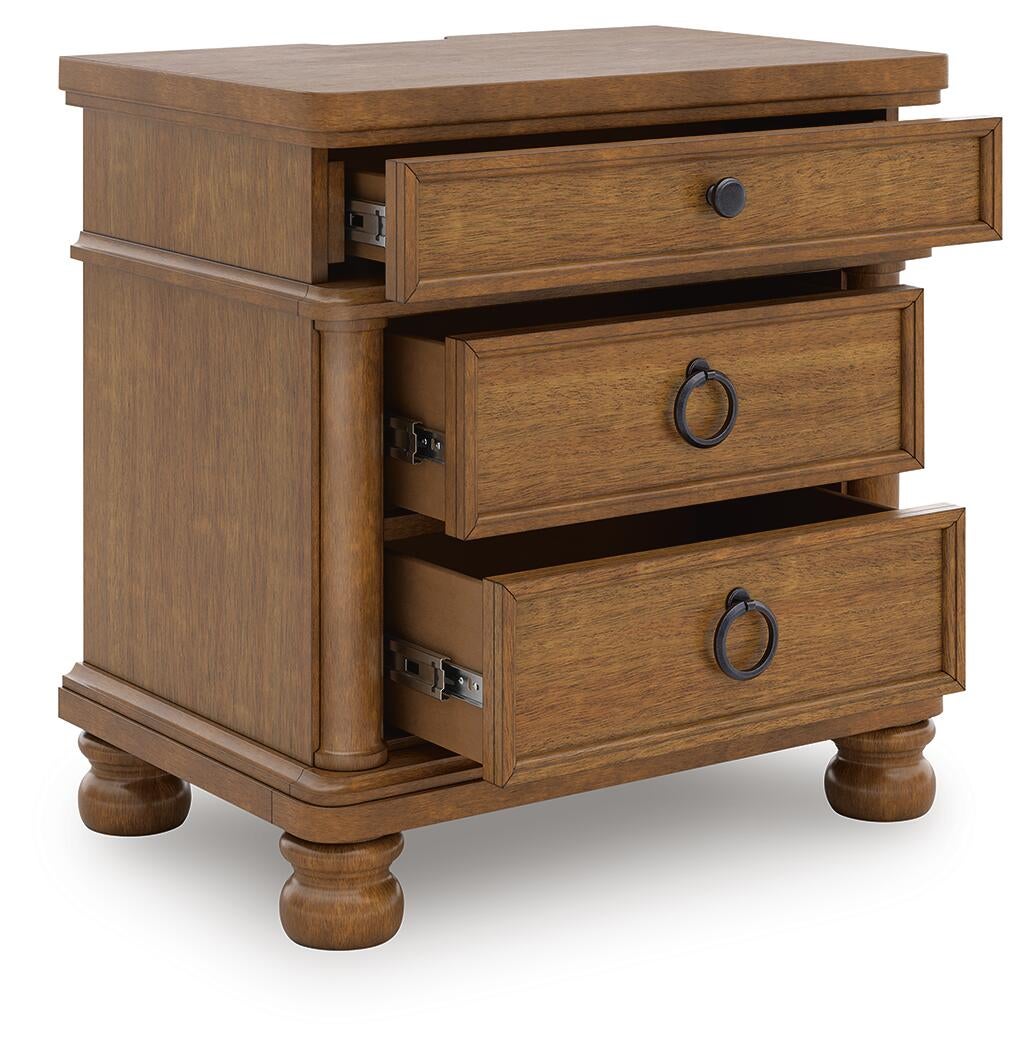 Rowlenstown California  Poster Bed With Mirrored Dresser And Nightstand