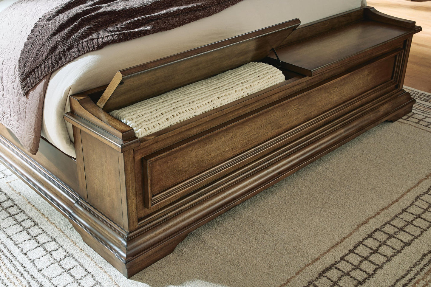 Frantanna  Panel Storage Bed